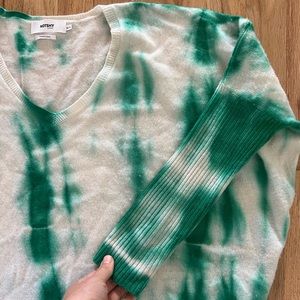 Notshy Cashmere sweater